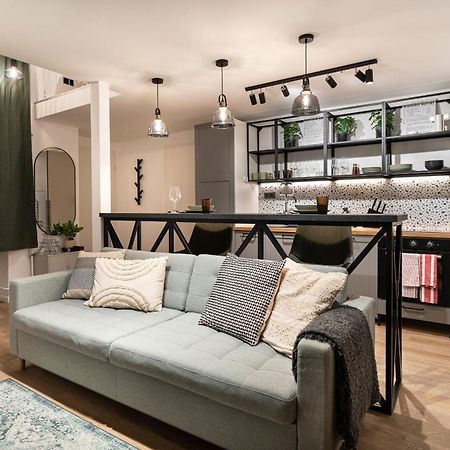 Opera 18 Apartment Budapest Eksteriør bilde
