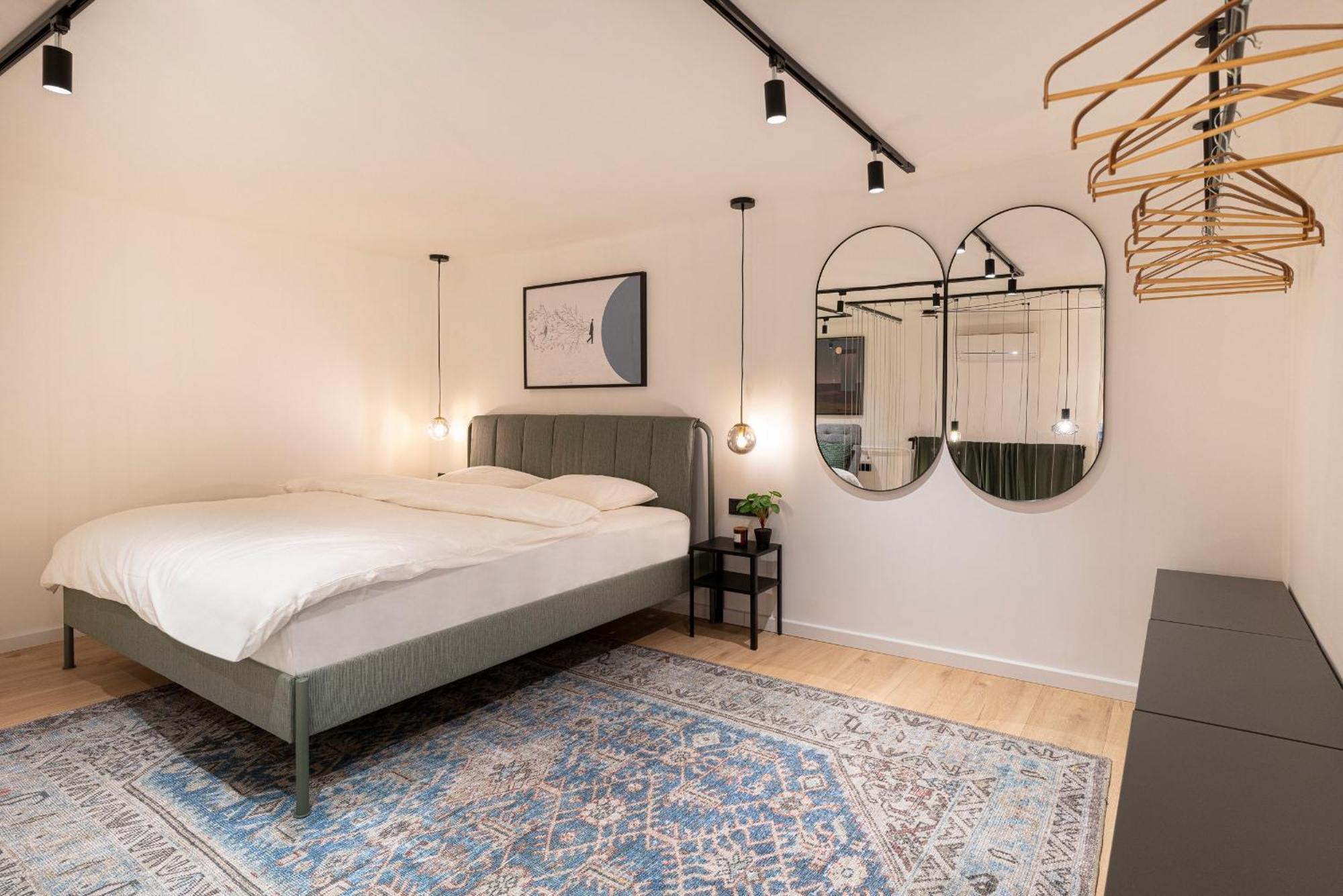 Opera 18 Apartment Budapest Eksteriør bilde