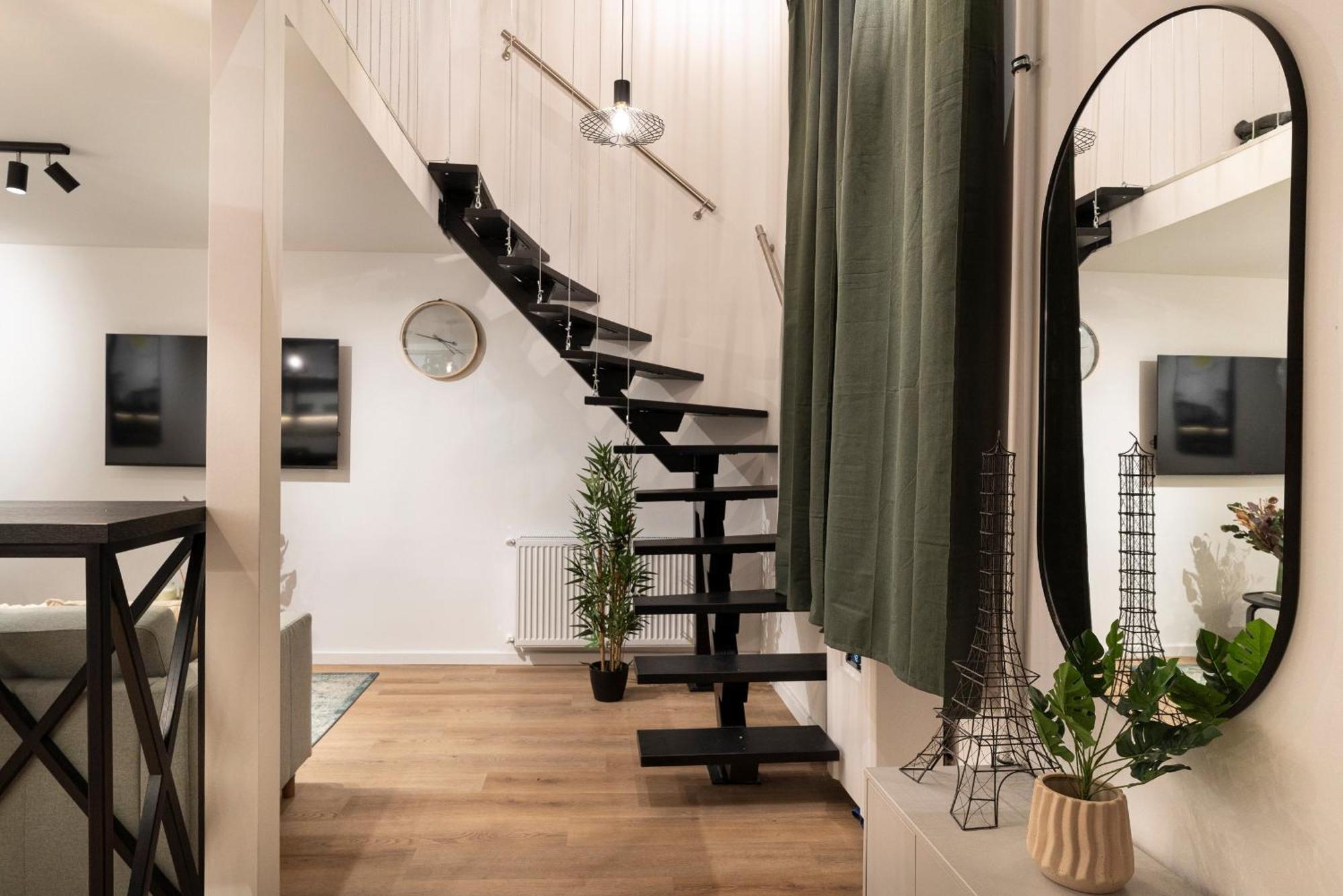 Opera 18 Apartment Budapest Eksteriør bilde